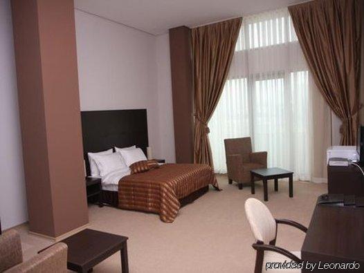 Royal Park Hotel Bakü Oda fotoğraf